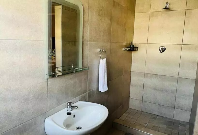 Aaron S Nest Bed And Breakfast