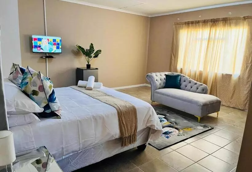 Aaron S Nest Bed And Breakfast