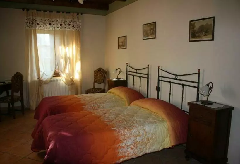 ホテル Agriturismo Cascina Nuova