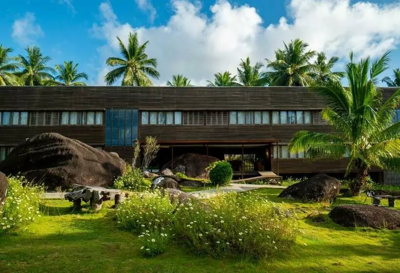 ホテル Natuna Dive Resort