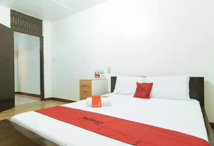 Reddoorz @ The V Jour Hotel Angeles