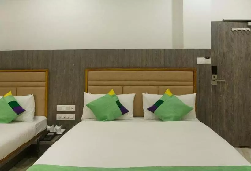 Hotelli Treebo Urban, 1 Km From Railway Station