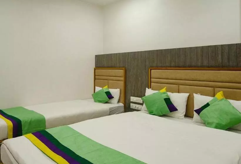 Hotelli Treebo Urban, 1 Km From Railway Station