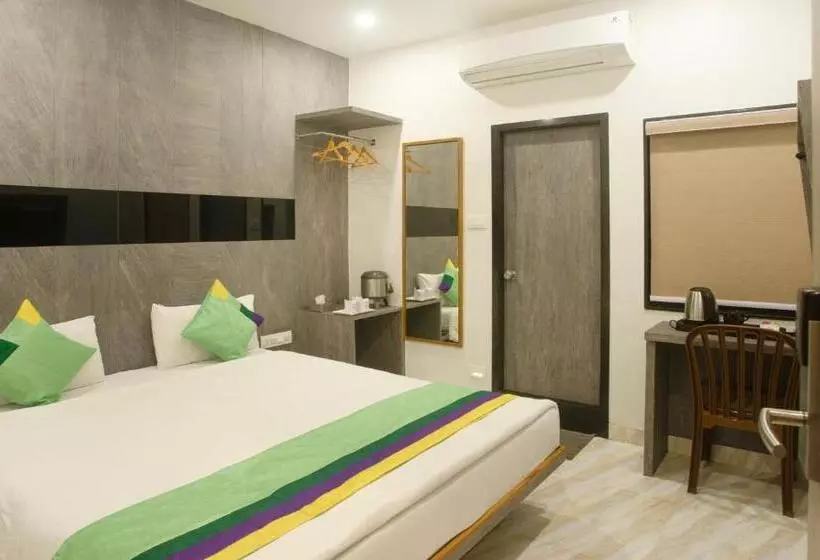 Hotelli Treebo Urban, 1 Km From Railway Station