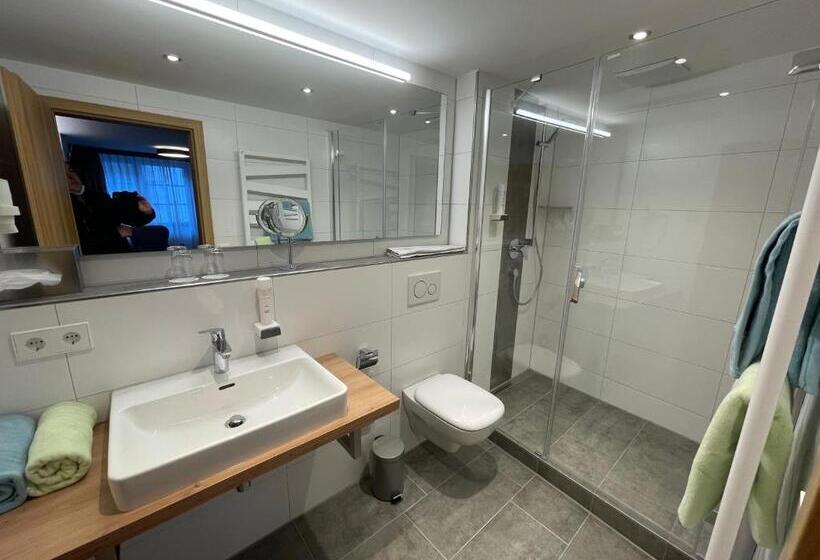 호스텔 Gästehaus Klingler