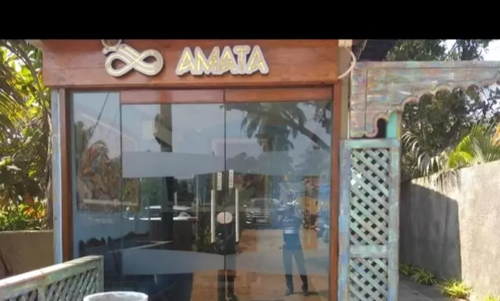 ホテル Amata By The Beach