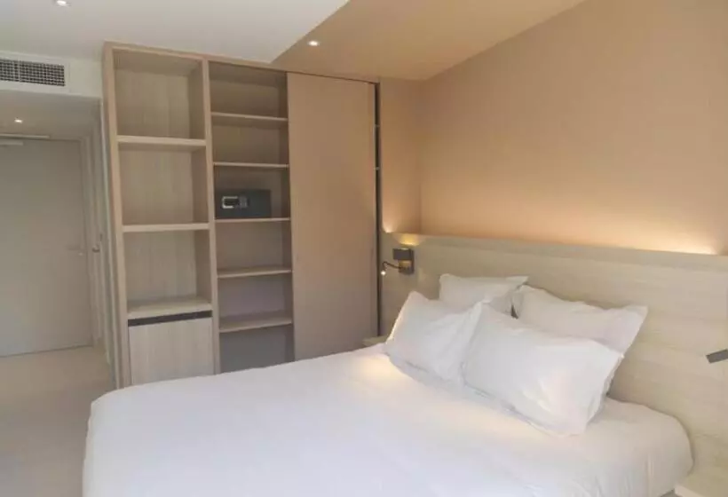 ホテル Hôtel De La Plage   Hdlp