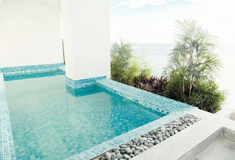 ホテル Lime Resort Manila