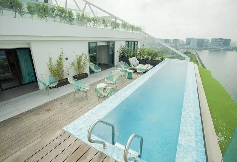 ホテル Lime Resort Manila