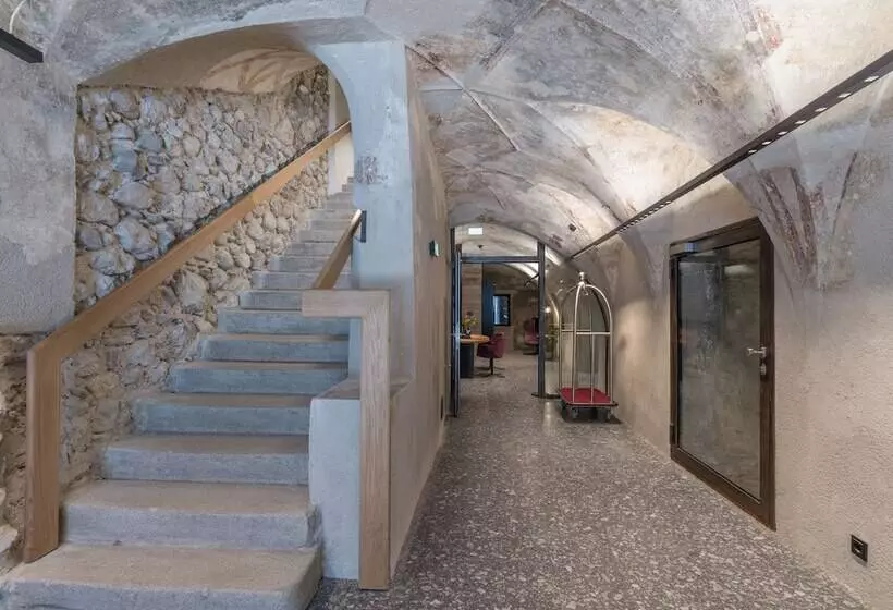 ホテル Platzhirsch Kufstein