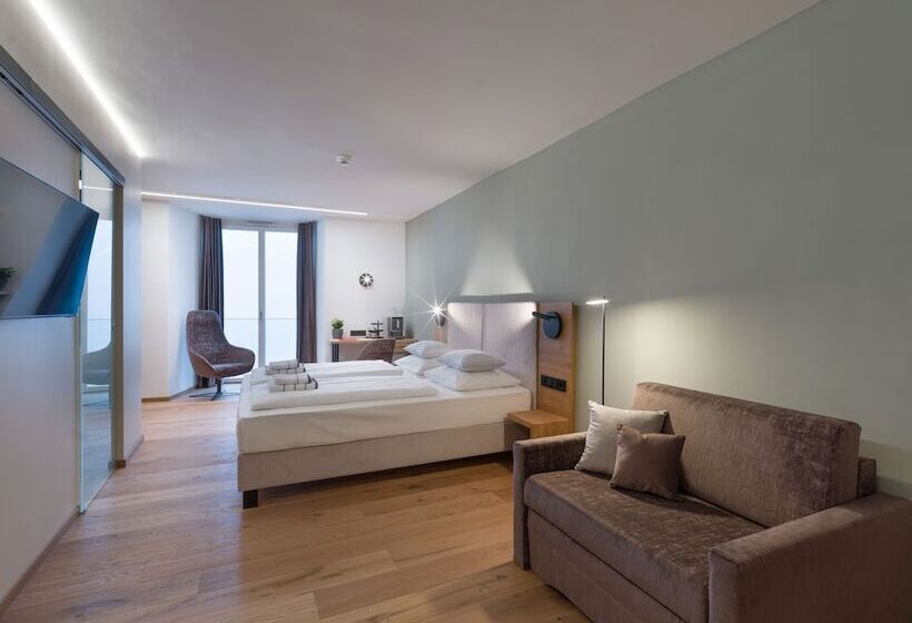 בית מלון כפרי Platzhirsch Kufstein