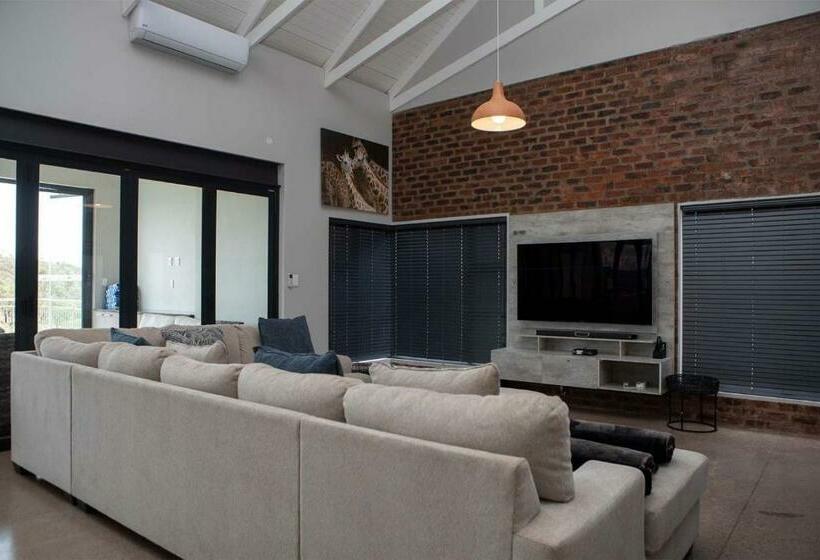 膳宿费 Elements Sunrise Bush Lodge