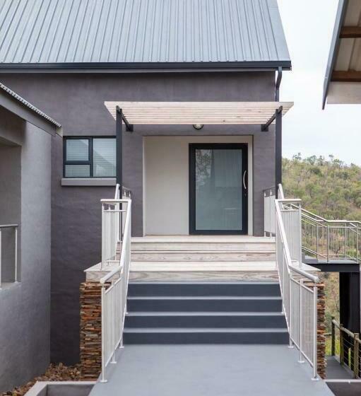 膳宿费 Elements Sunrise Bush Lodge