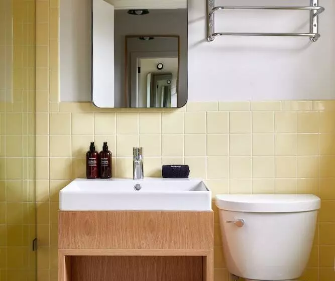 Hotelli Bluebird Dennisport