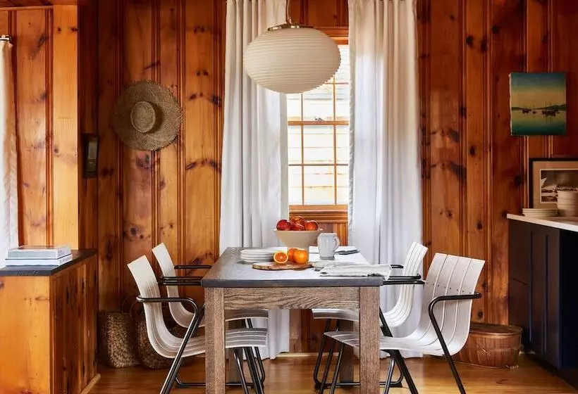 Hotelli Bluebird Dennisport