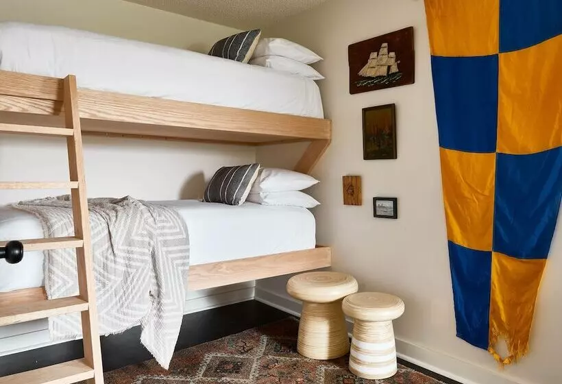 Hotelli Bluebird Dennisport