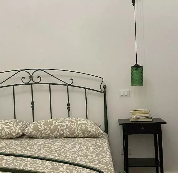 ペンション Il Gallo Di Eracle   Charming Suites & Rooms