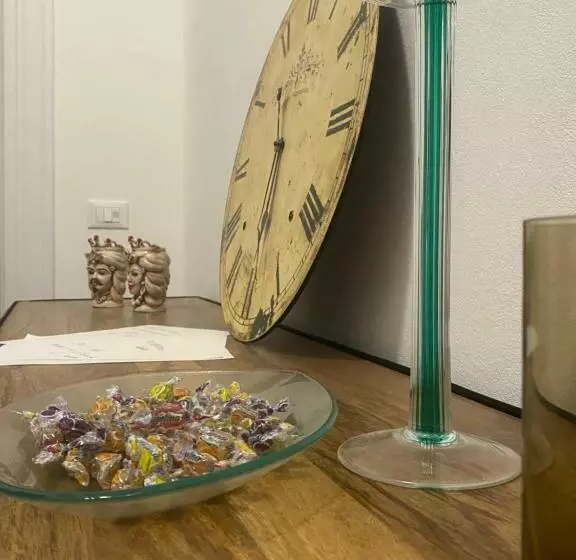 ペンション Il Gallo Di Eracle   Charming Suites & Rooms