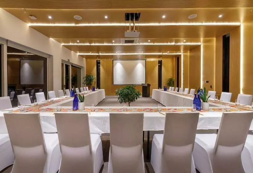 The Terraces Resort And Spa