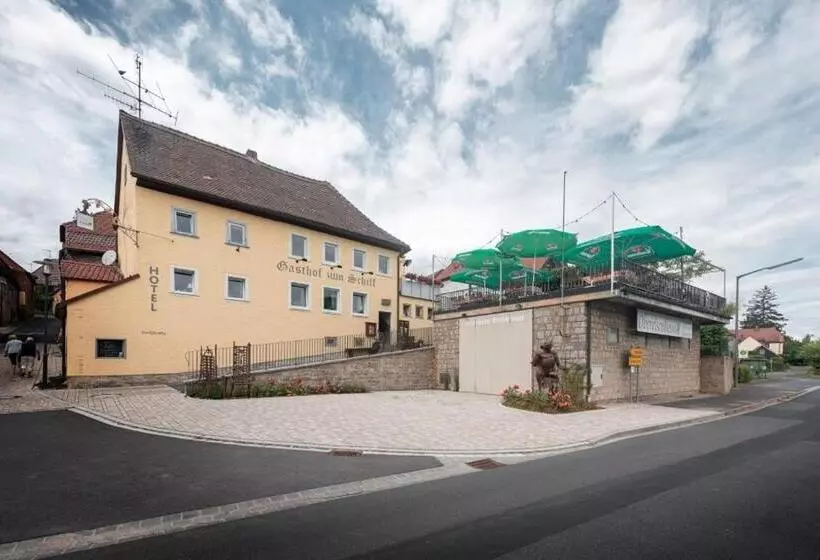 Retkeilymaja Gasthof Zum Schiff