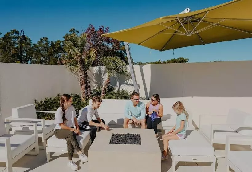 Hotelli The Lodge 30a