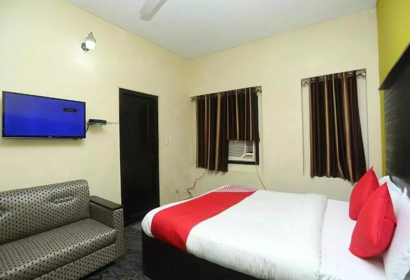 ホテル Super Collection O Mathura Near Railway Station Formerly Gaurav Boarding House