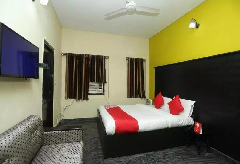 ホテル Super Collection O Mathura Near Railway Station Formerly Gaurav Boarding House