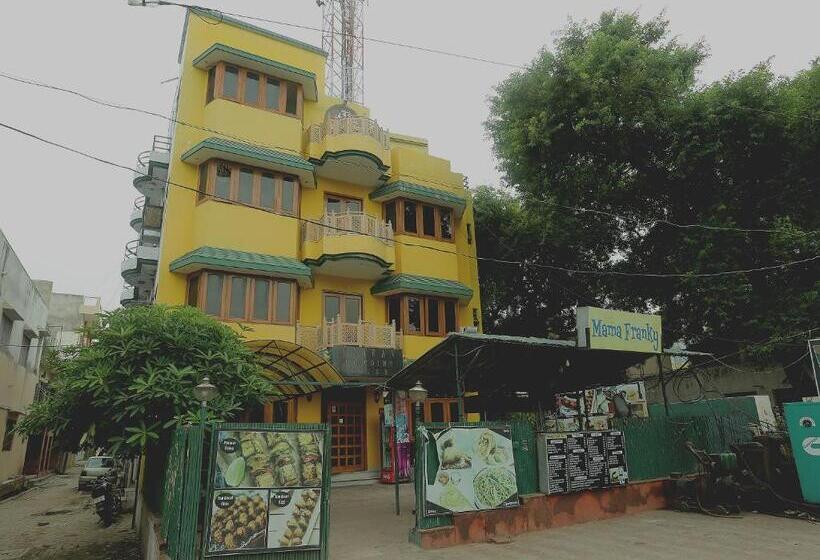 酒店 Super Collection O Mathura Near Railway Station Formerly Gaurav Boarding House