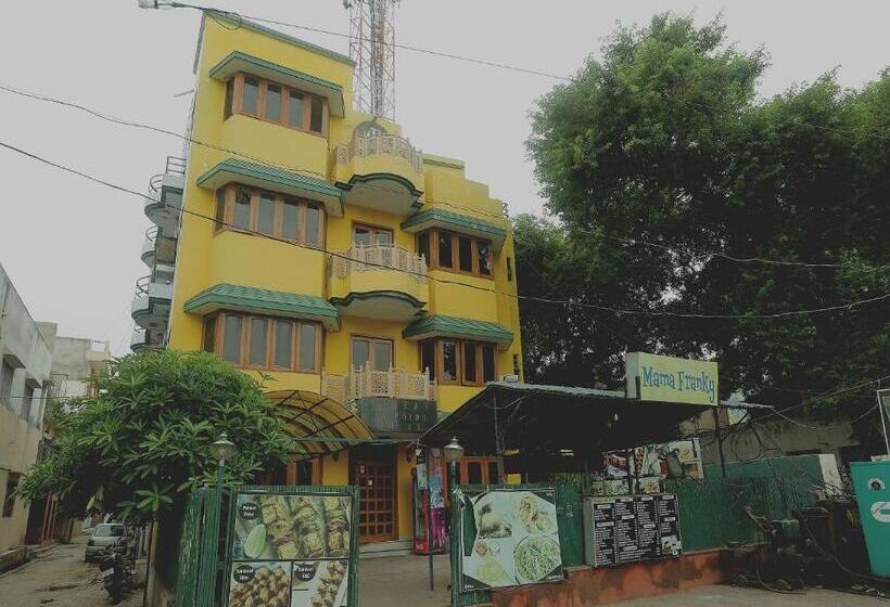 酒店 Super Collection O Mathura Near Railway Station Formerly Gaurav Boarding House