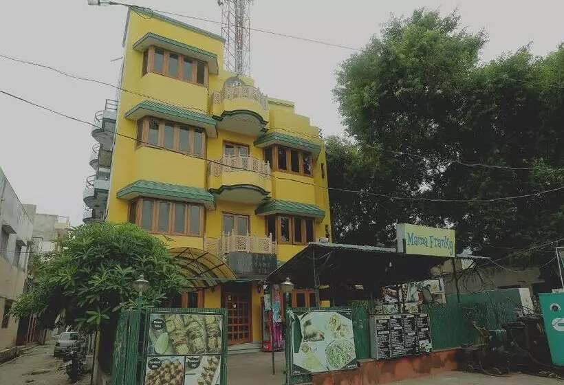 ホテル Super Collection O Mathura Near Railway Station Formerly Gaurav Boarding House