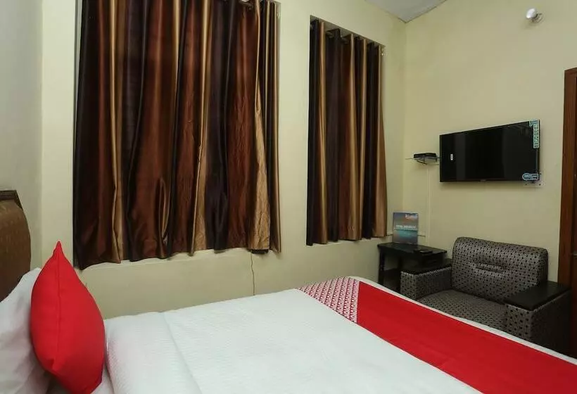 ホテル Super Collection O Mathura Near Railway Station Formerly Gaurav Boarding House