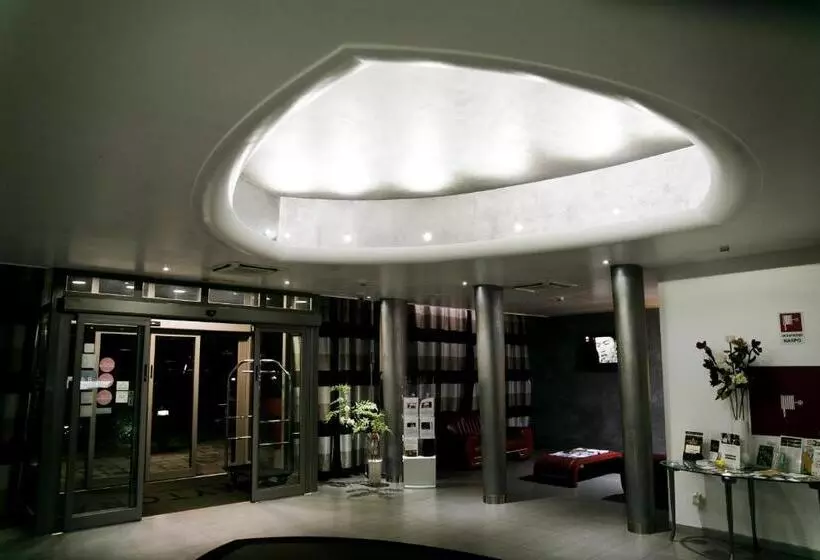 בית מלון כפרי Daytona Business