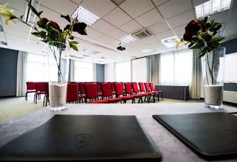 בית מלון כפרי Daytona Business