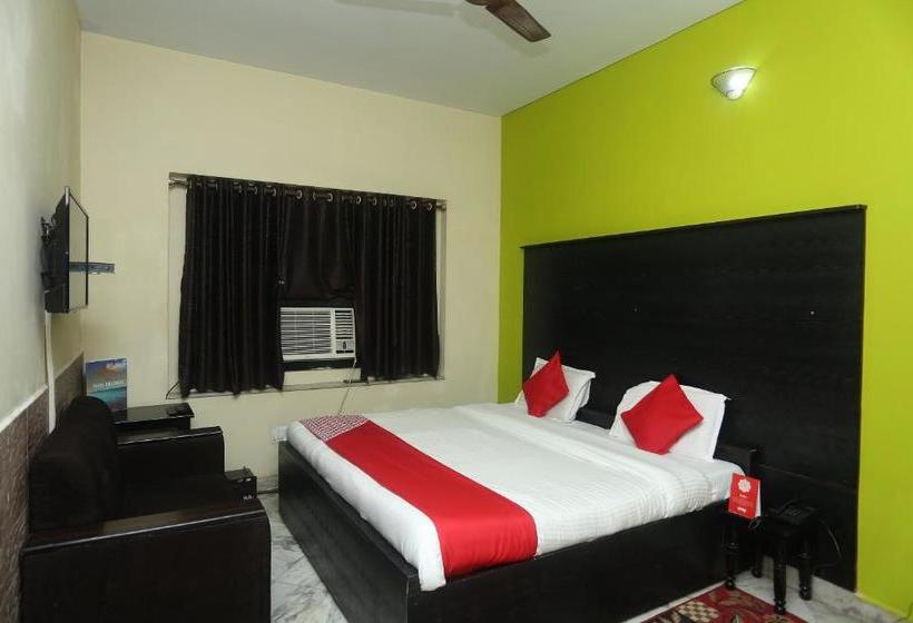 酒店 Super Collection O Mathura Near Railway Station Formerly Gaurav Boarding House