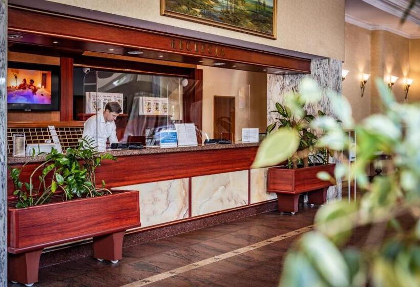 Отель Gołębiewski Białystok