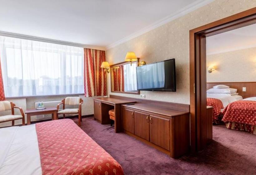 Отель Gołębiewski Białystok