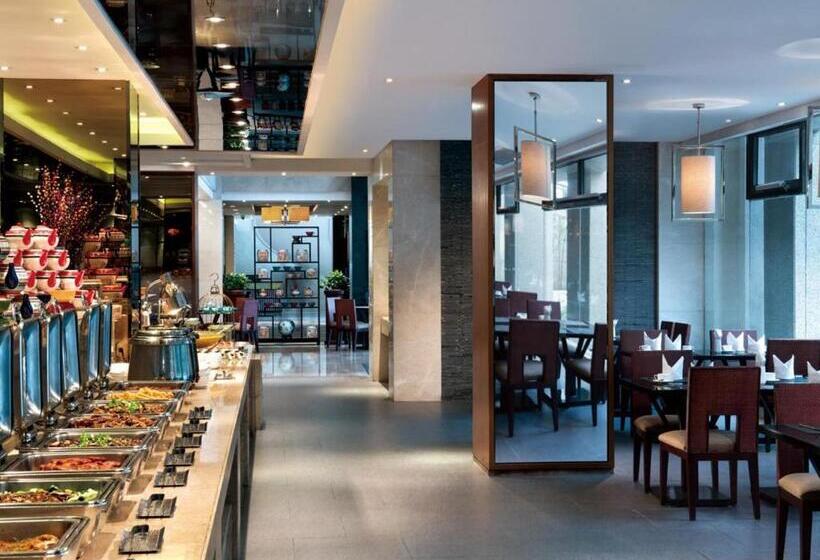 Отель Jinling Riverside