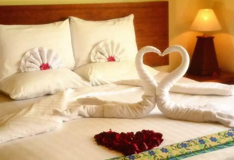 בית מלון כפרי Langon Bali Resort