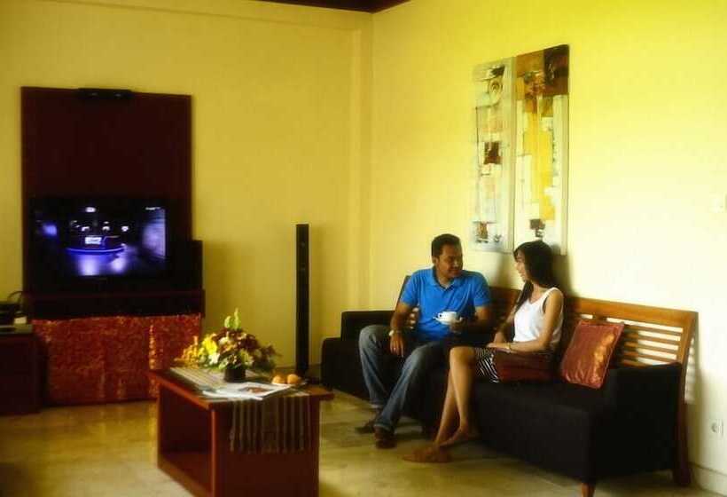 בית מלון כפרי Langon Bali Resort