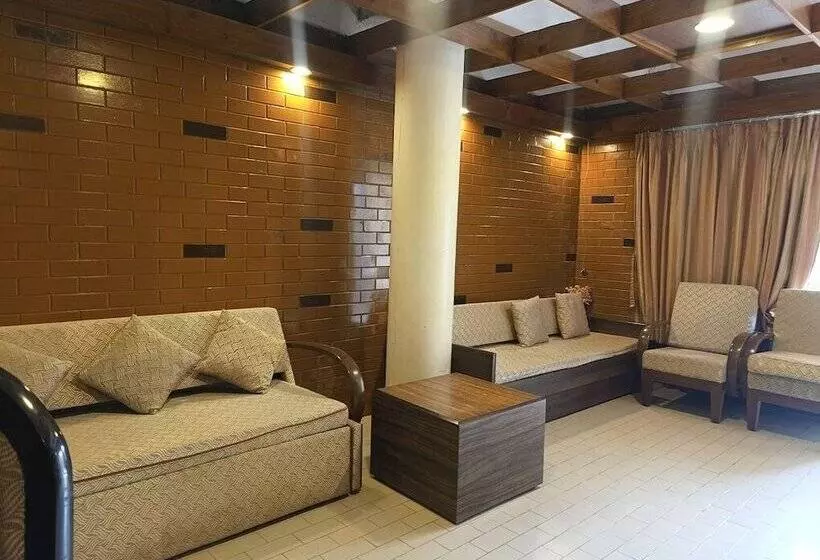 ホテル Panorama Resort Managed By Yashoda Group