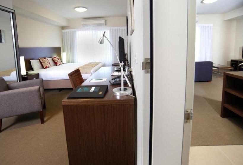 Отель Quest Shepparton