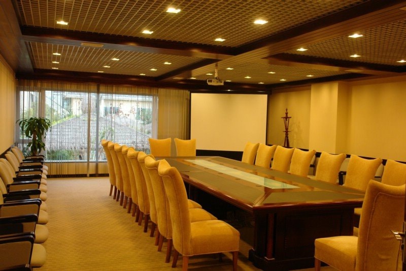 Отель Spring Dianchi Kunming