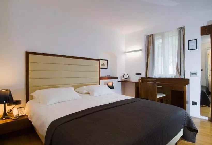 Vestibul Palace & Villa Small Luxury Hotels Of The World