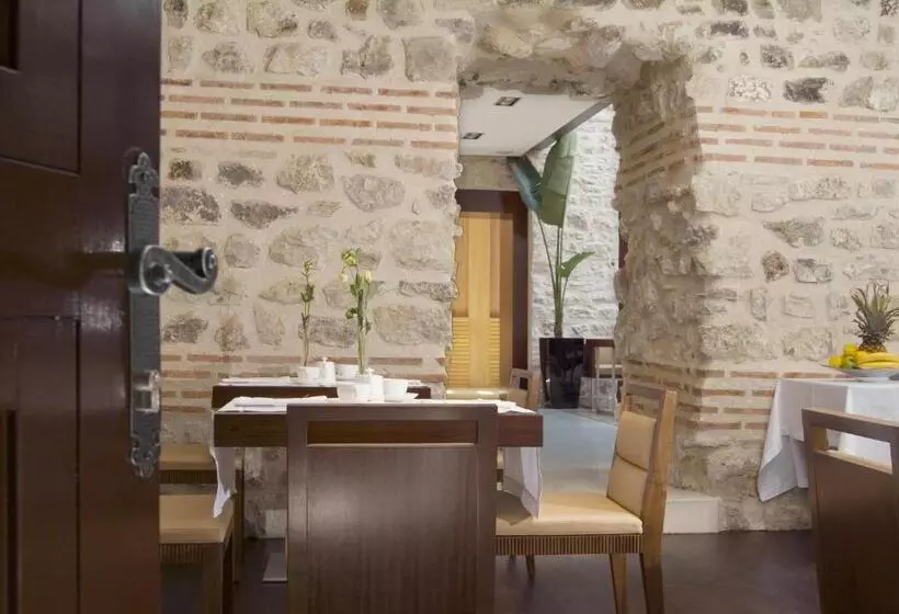 Vestibul Palace & Villa Small Luxury Hotels Of The World