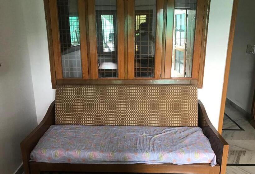 هاستل 9backpackers