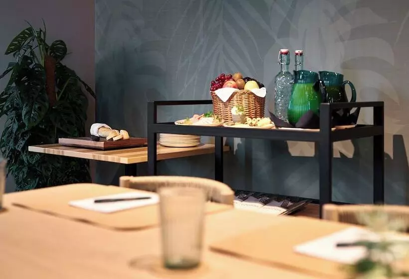 هتل Cocoon Salzburg