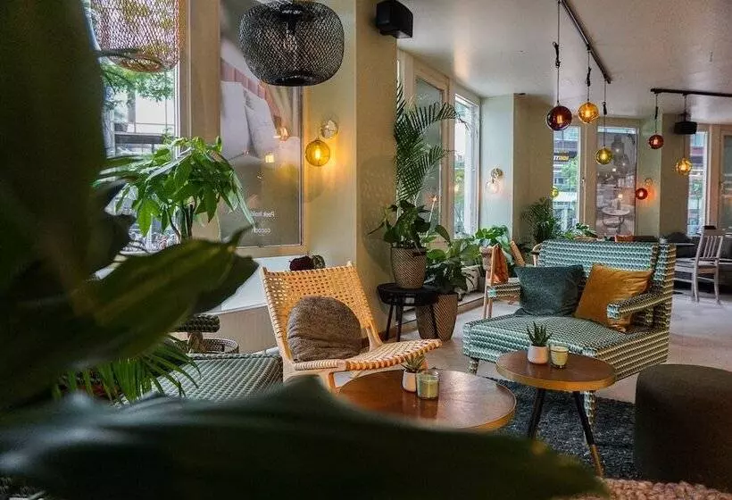 هتل Cocoon Salzburg