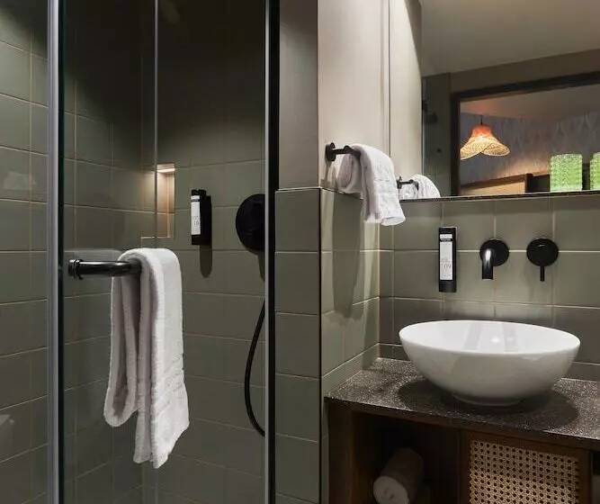 هتل Cocoon Salzburg