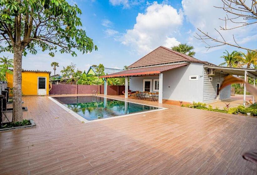 هتل Kampot Sweet Boutique