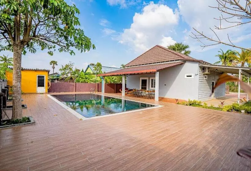 هتل Kampot Sweet Boutique